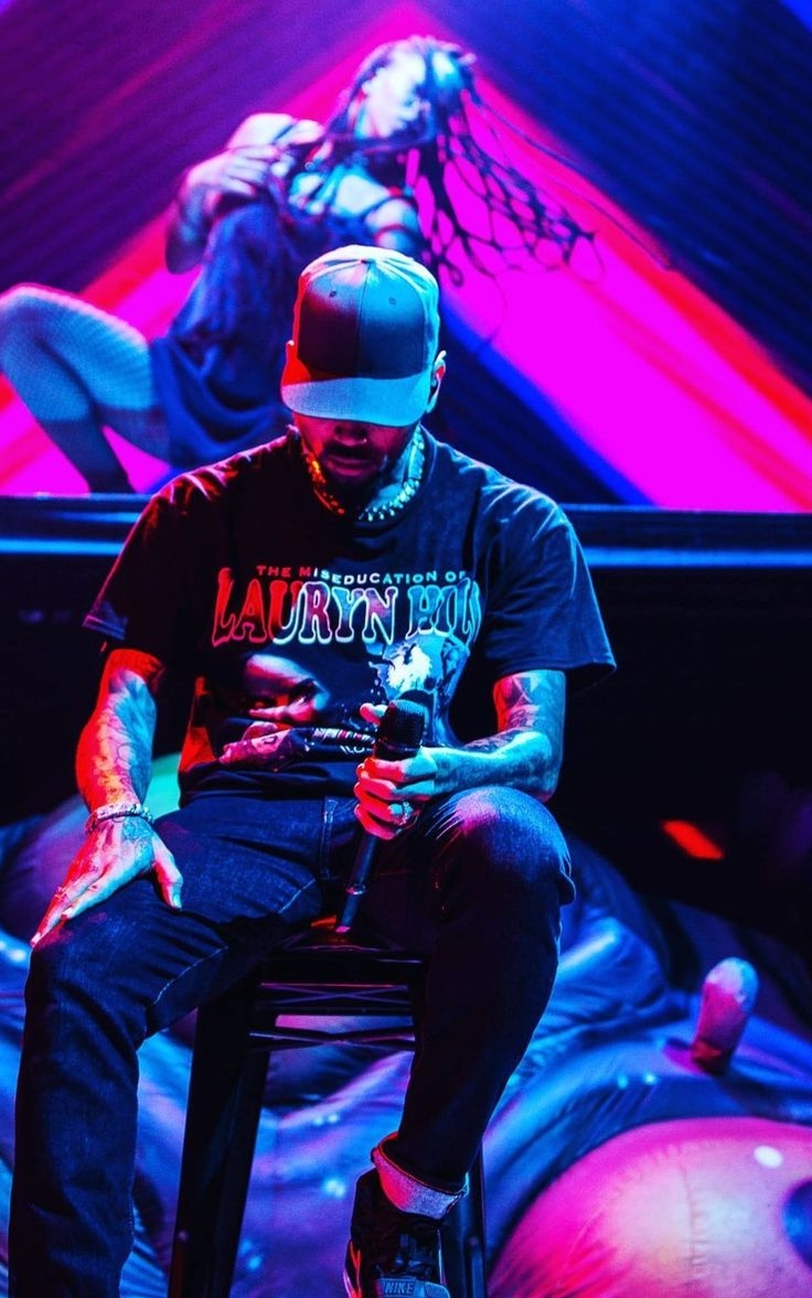 740x1180 Chris Brown Indigoat tour, Phone