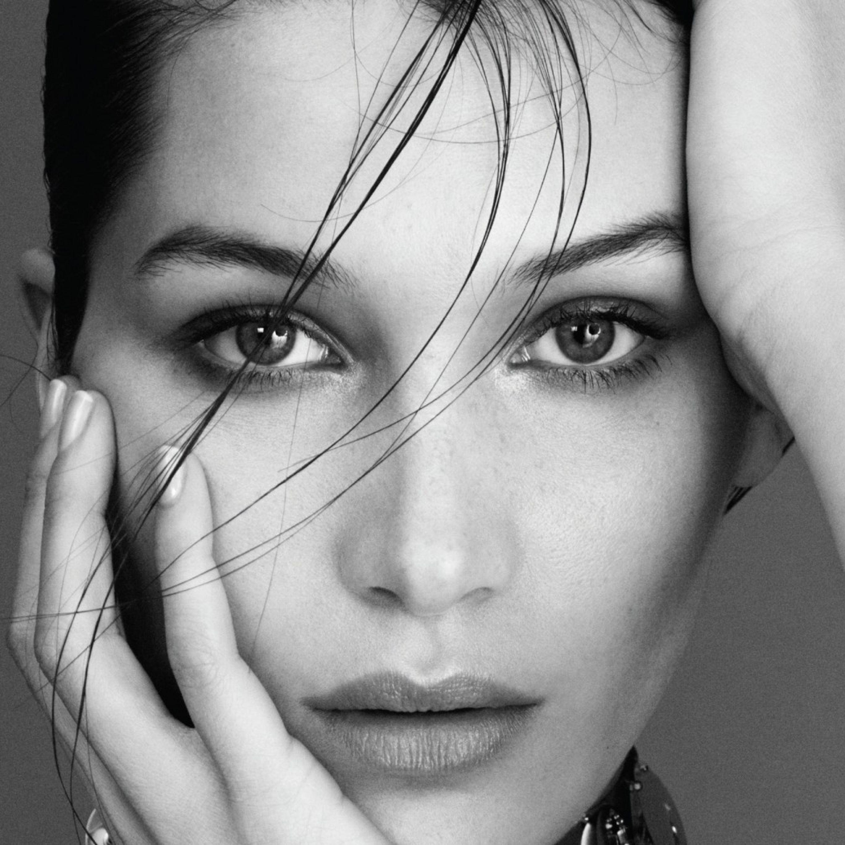 2740x2740 Download Wallpaper  Bella hadid, Model, Face, Bw iPad Pro, Phone