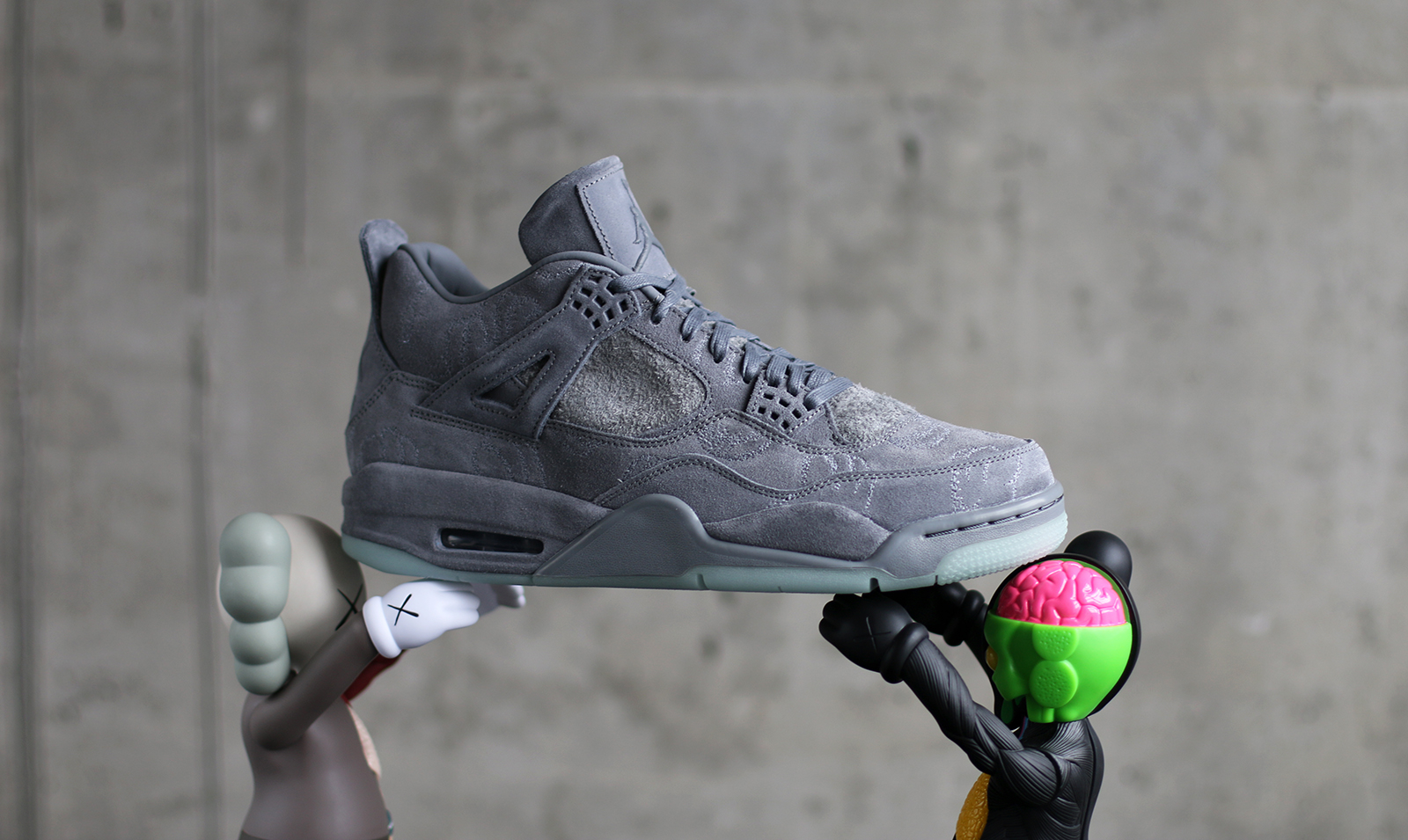 1600x960 Closer Look: KAWS Air Jordan 4 Retro, Desktop