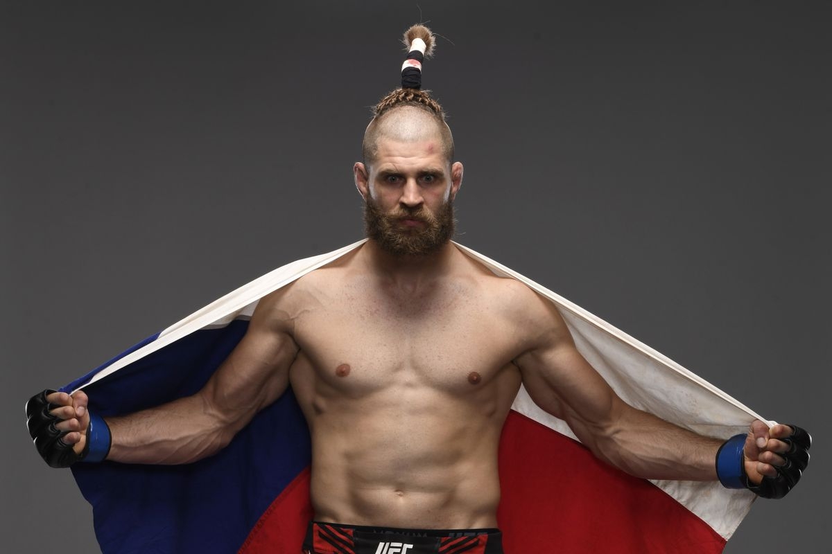 1200x800 UFC Light Heavyweight Champion Jiri, Desktop