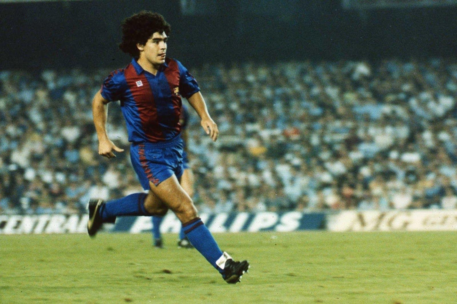 1600x1070 Maradona wallpaper, Desktop