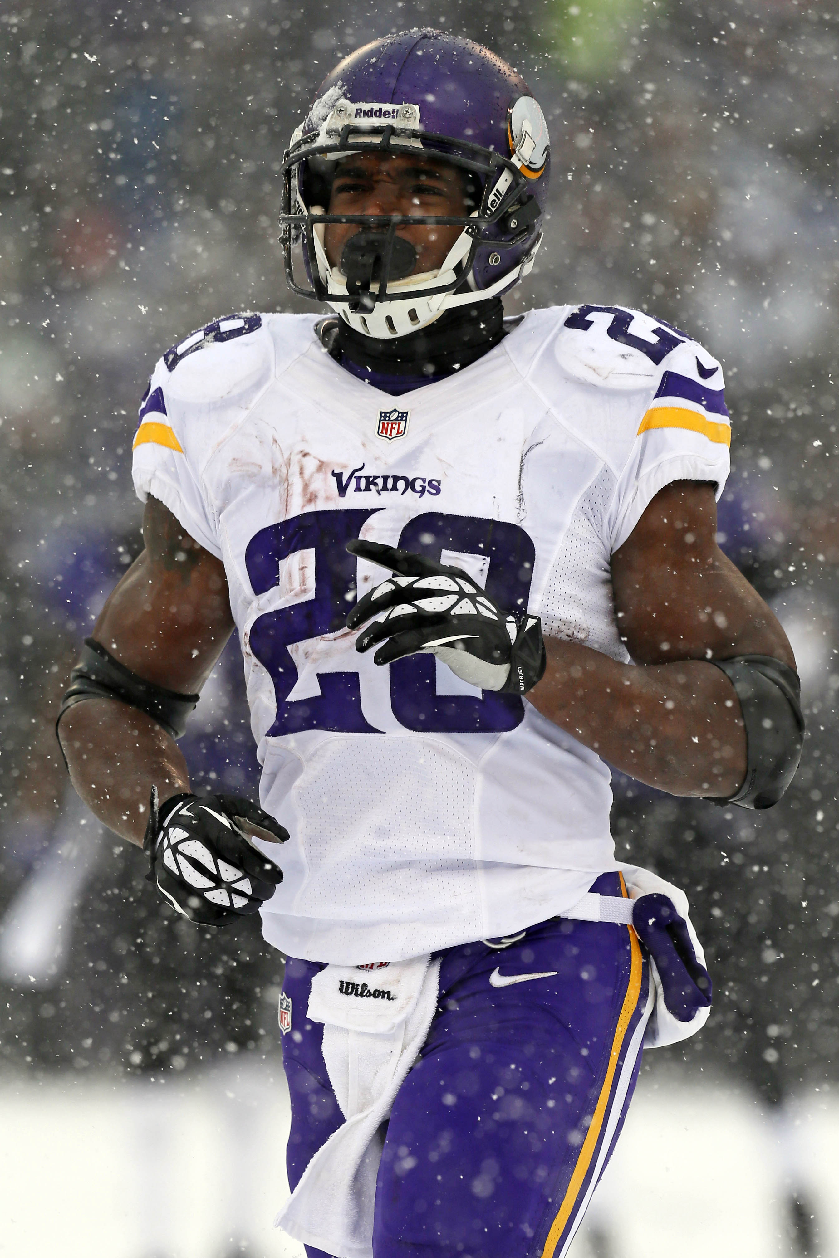 2690x4040 Raiders Interested In Adrian Peterson, Phone