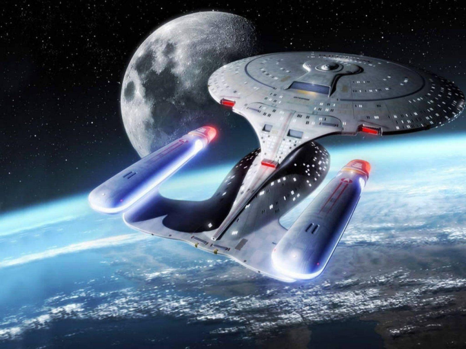 1600x1200 Star Trek USS "Enterprise" D in orbit of a planet, free, Desktop