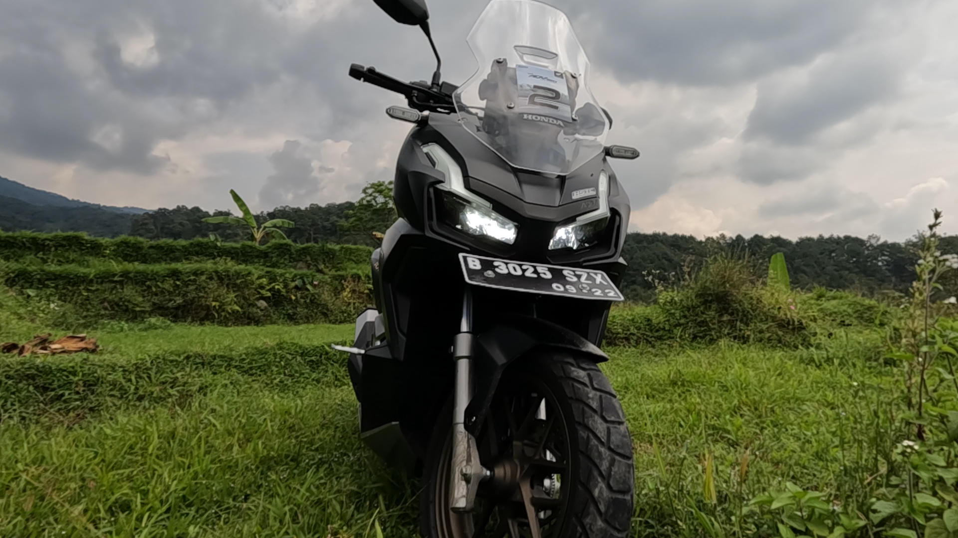 1920x1080 Ajak New Honda ADV 160 ke Kaki Gunung, Desktop