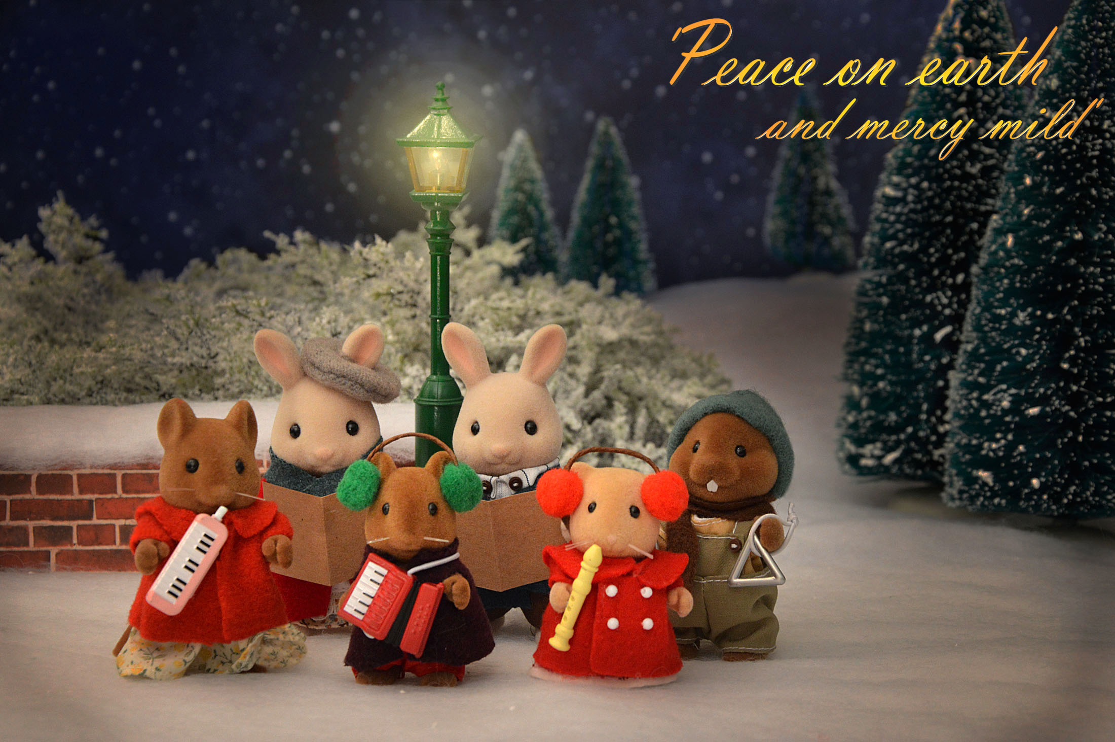 2200x1470 Wallpaper, park, santa, Christmas, trees, music, snow, cute, rabbit, love, Toy, mouse, toys, miniature, sweet, families, accordion, company, mice, card, calico, critters, rabbits, carols, sylvanianfamilies, sylvanian, calicocritters, Desktop