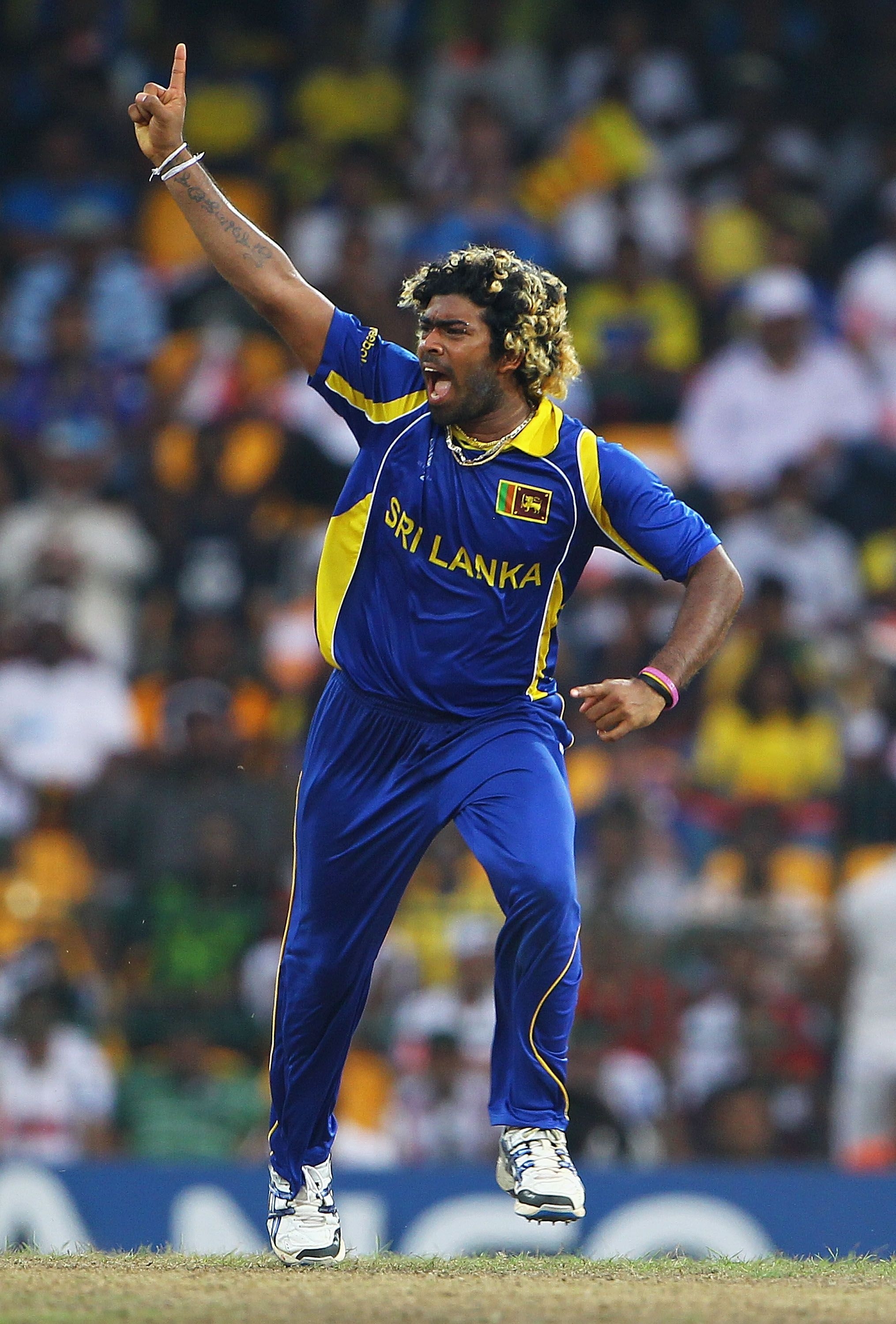 2030x3000 Lasith Malinga Wallpaper. Malinga, Phone