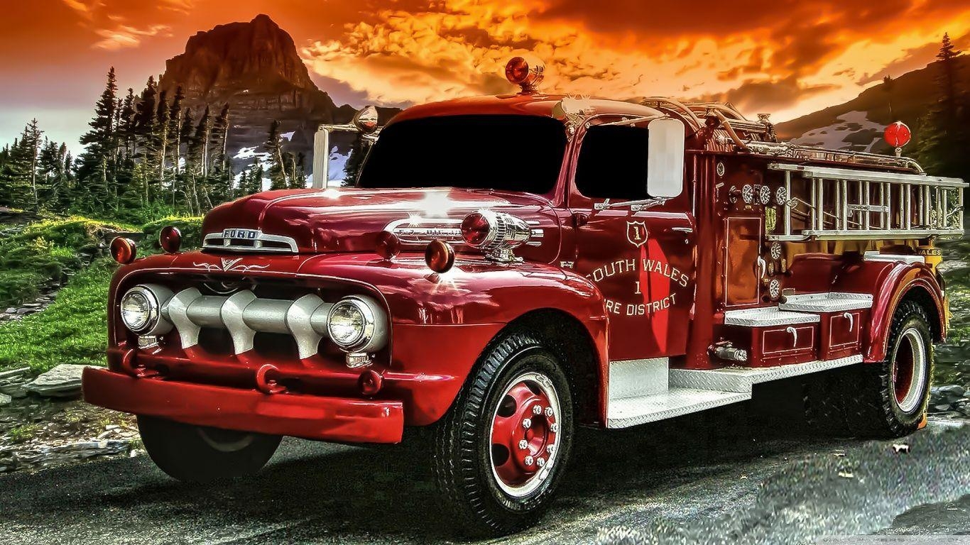 1370x770 Old Fire Truck HD desktop wallpaper, High Definition, Desktop