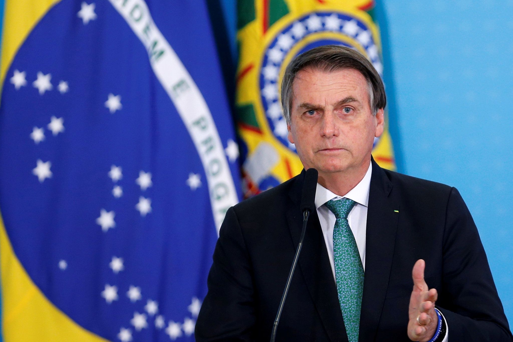 2050x1370 Jair Bolsonaro, Brazil President, Says His Phones Were Hacked, Desktop