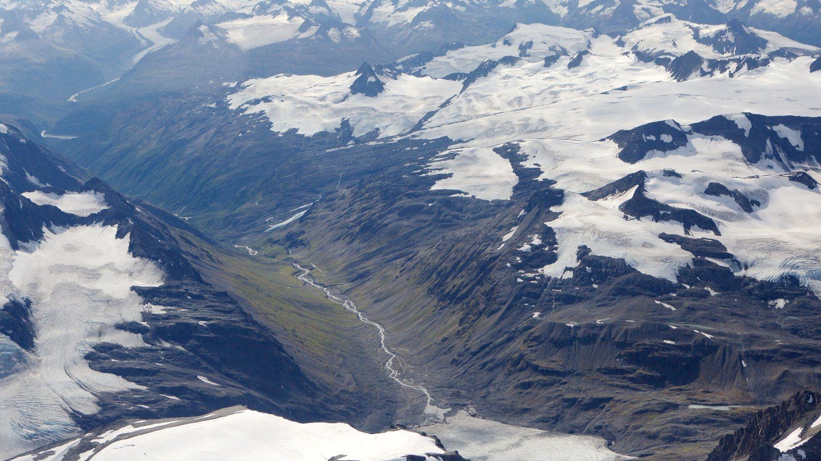 1600x900 Mountain Picture: View Image Of Wrangell St. Elias National Park, Desktop