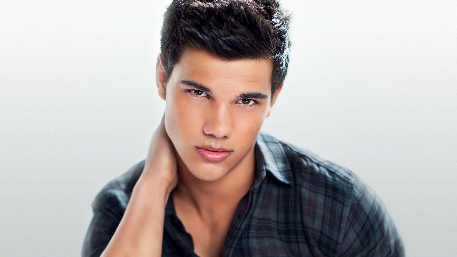 1920x1080 image For > Baby Taylor Lautner, Desktop