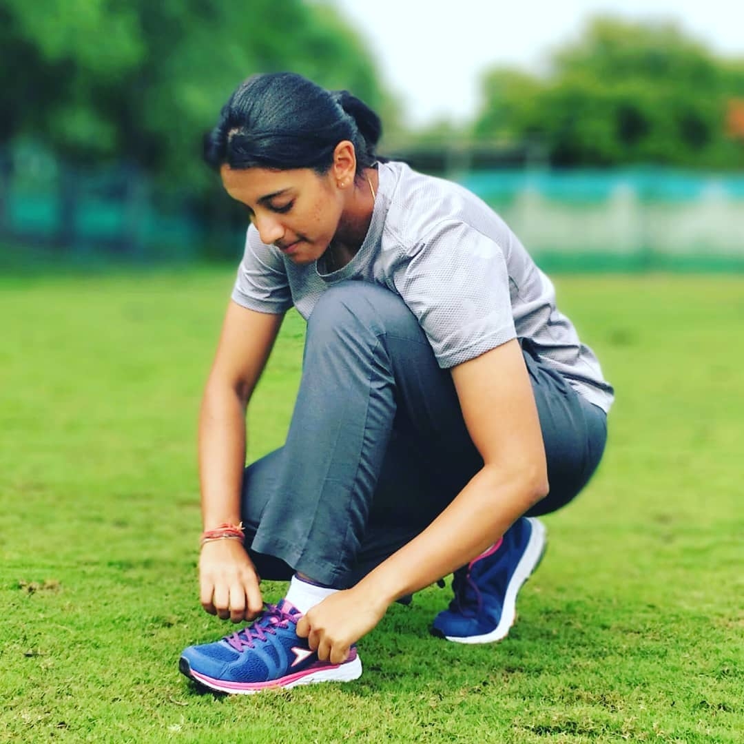 1080x1080 Smriti Mandhana (Cricketer) Wiki, Height, Age, Biography, Profile, Phone