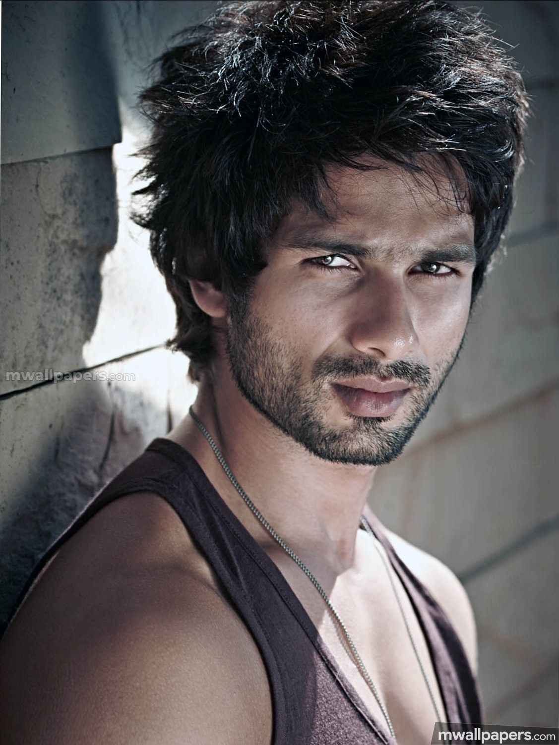 1130x1510 Shahid Kapoor HD Photo & Wallpaper (1080p) (, Phone