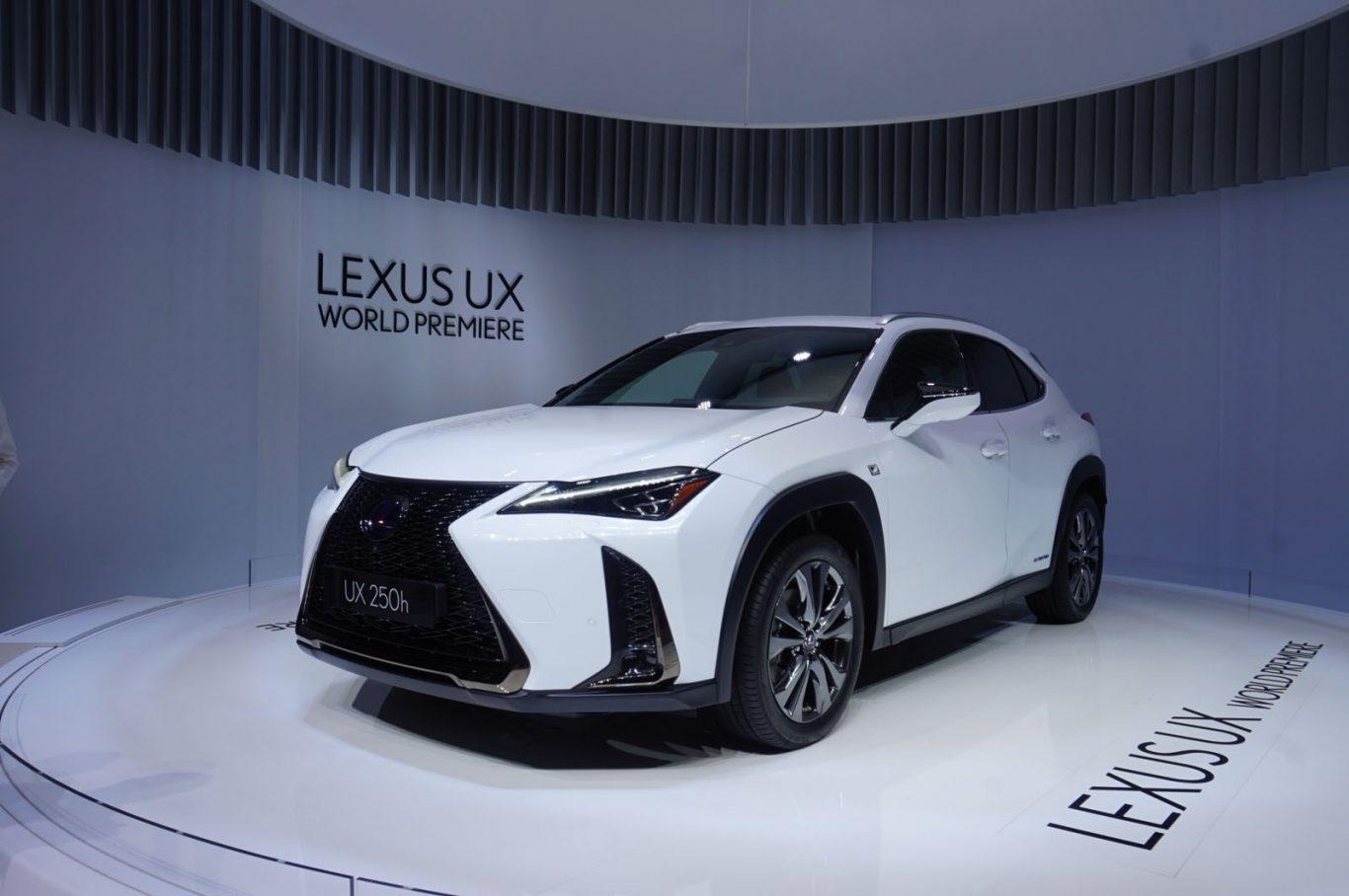 1370x910 Lexus UX Front Wallpaper, Desktop