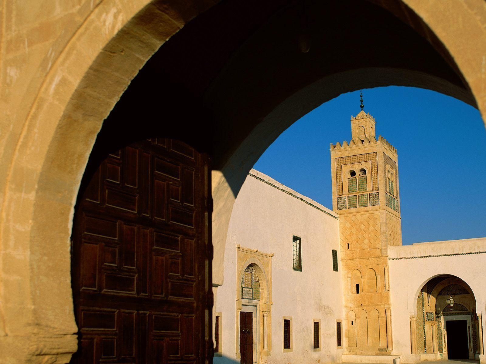 1600x1200 Download Background Sahbi Mosque, Kairouan, Tunisia, Desktop