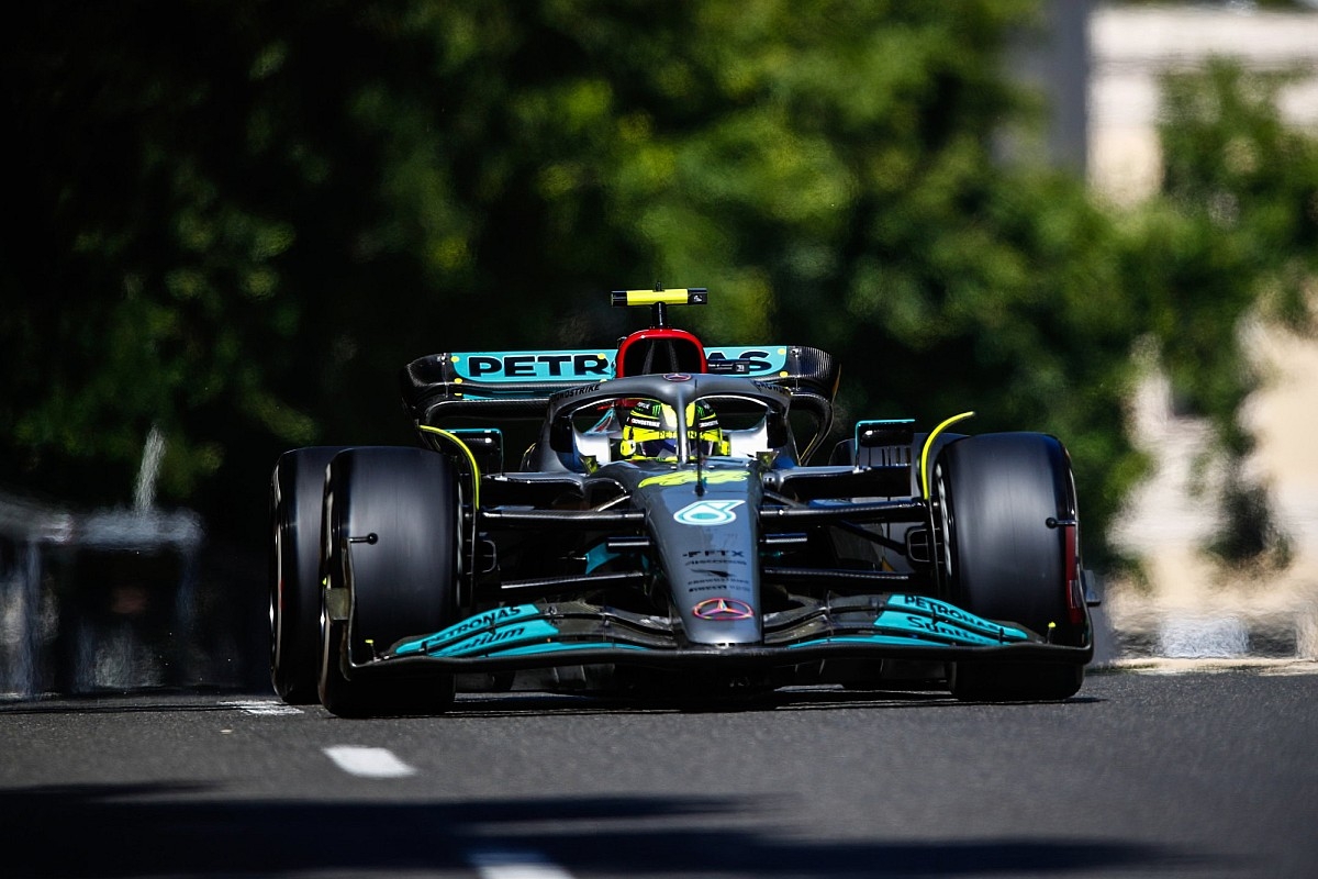 1200x800 Hamilton refutes Baku F1 stewards' call for alleged slow driving, Desktop