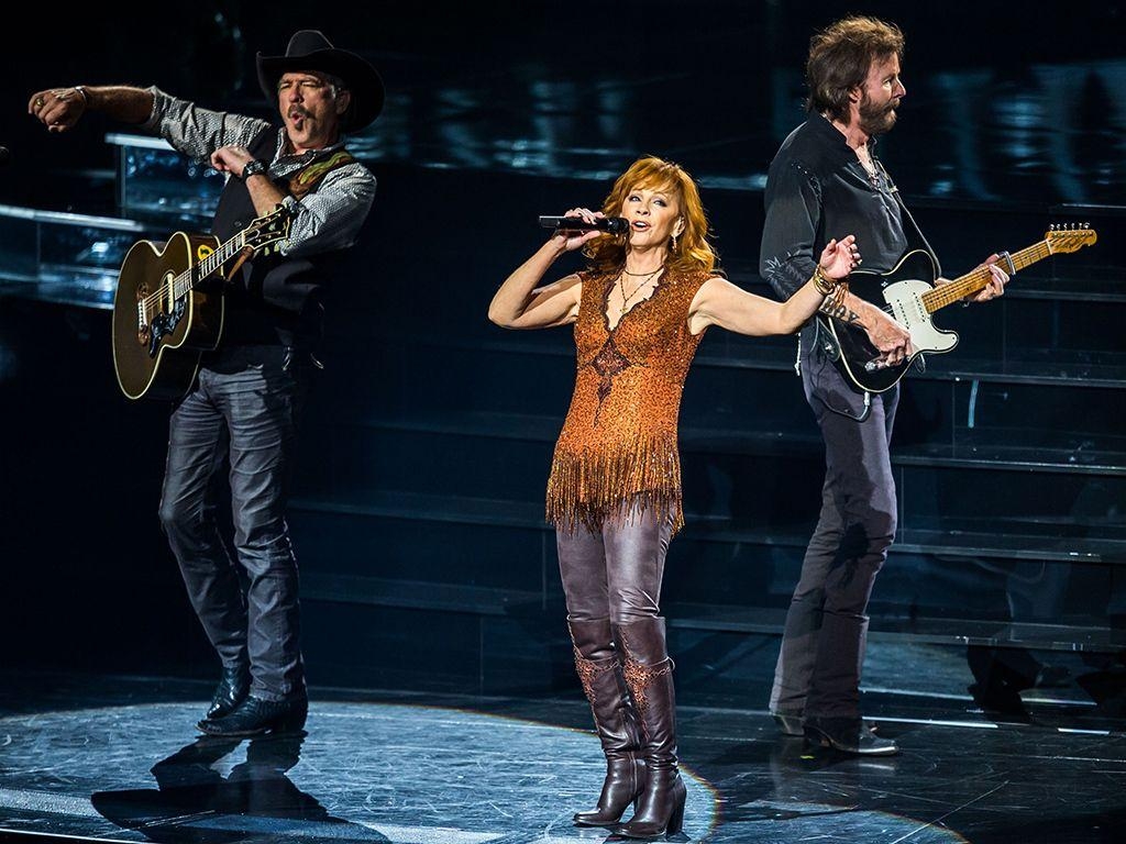 1030x770 Reba McEntire, Brooks & Dunn Open Las Vegas Residency at Ceasars, Desktop