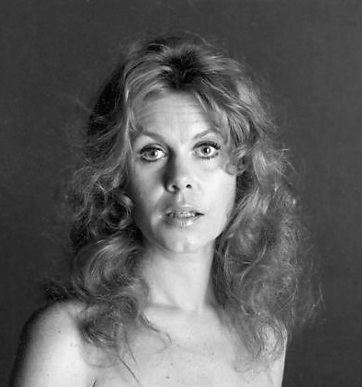 1200x1280 Elizabeth Montgomery Photo Print (8 x 10) # DAP17637, Phone