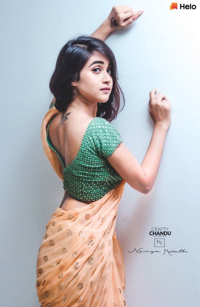 840x1280 Deepthi sunaina wallpaper, Phone