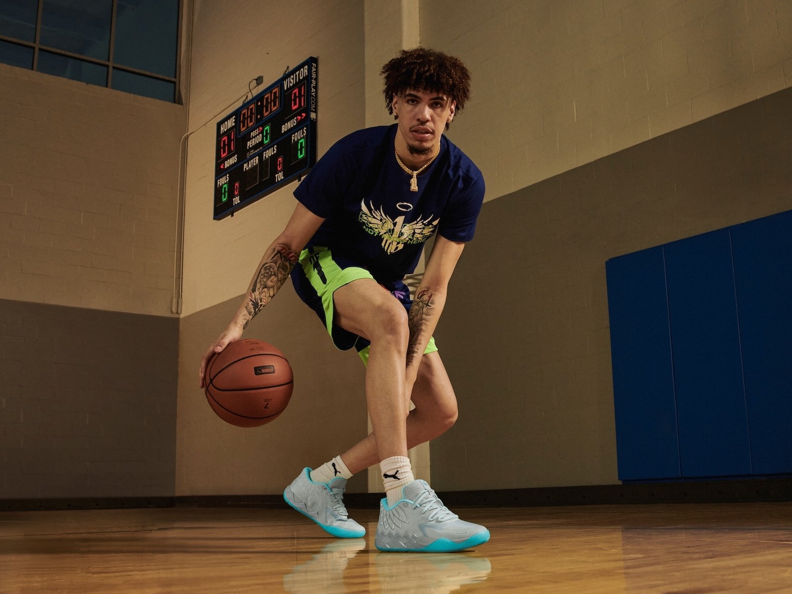 1600x1200 LaMelo Ball's new MB.01 UFO Lo sneakers are clutch with Father's Day on deck, Desktop