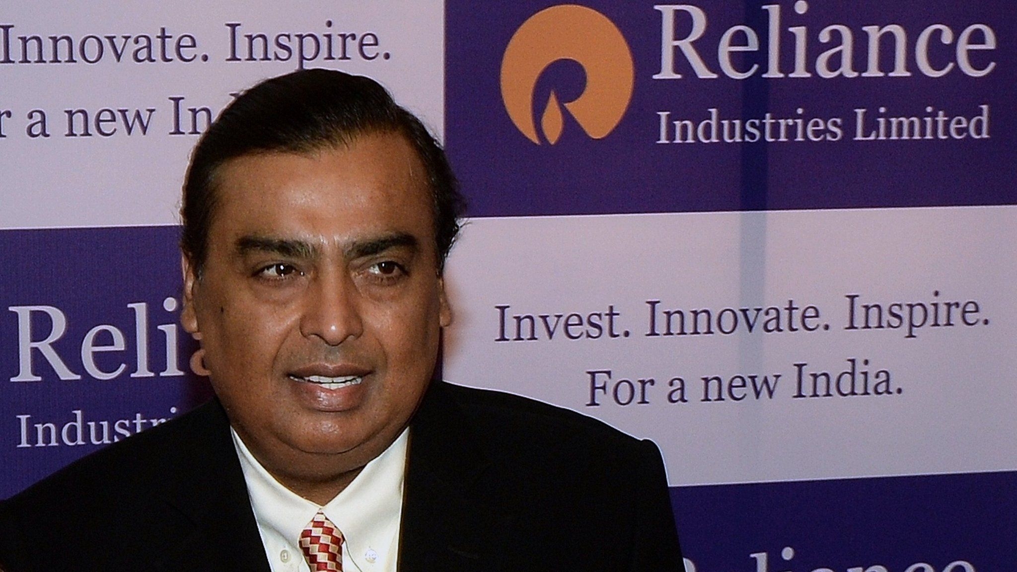 2050x1160 Mukesh Ambani Plans Rs150bn Rights Issue For Reliance Year, Desktop