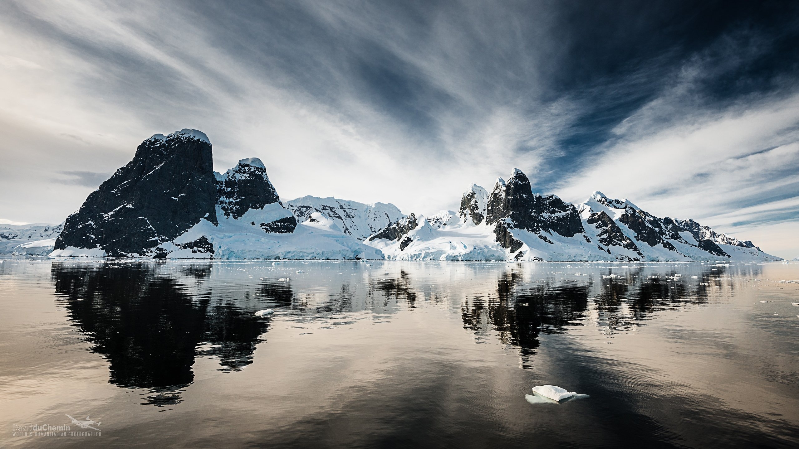 2560x1440 Beautiful Antarctica Large Screen Wallpaper, Desktop