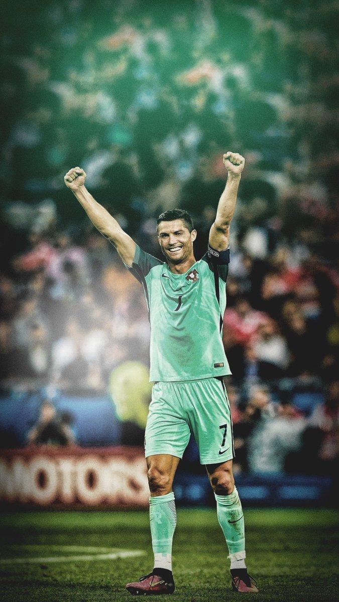 680x1200 Footy Wallpaper Ronaldo iPhone wallpaper. RTs much appreciated #POR #EURO2016, Phone