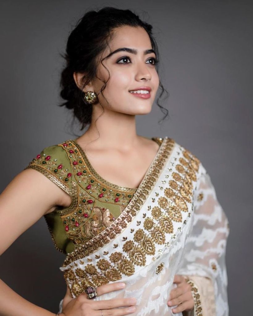 820x1030 Lovely Photo Of Rashmika Mandanna, Phone