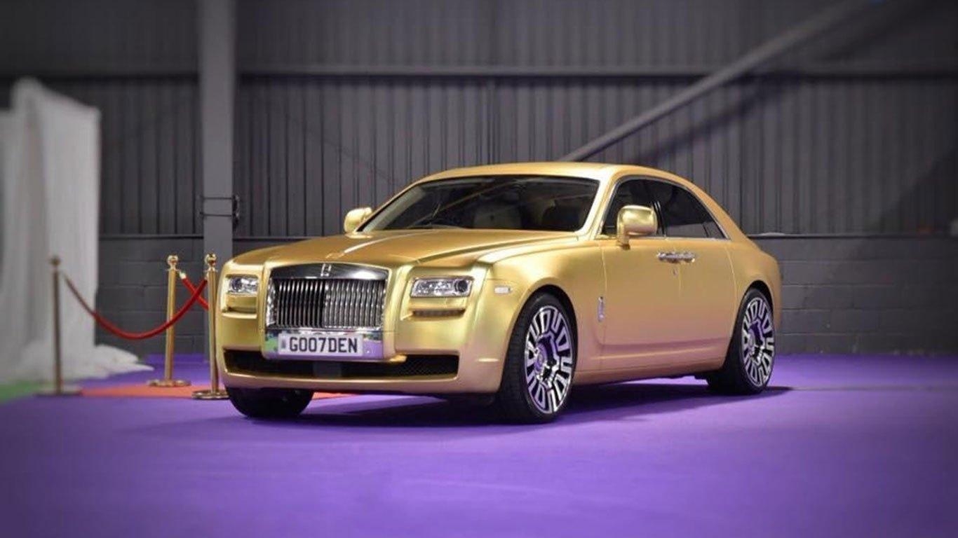 1370x770 You Can Buy This Gold Rolls Royce For Just 14 Bitcoin, Desktop