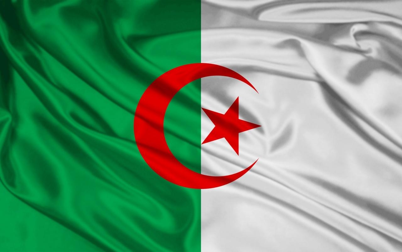 1280x810 Algeria Flag wallpaper. Algeria Flag, Desktop