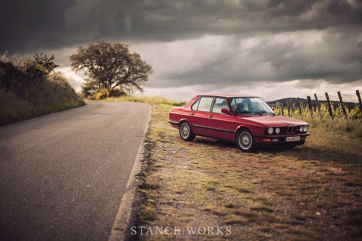 1200x800 Defining Our Favorites E28 M5 & the Winding Hills of Tuscany, Desktop