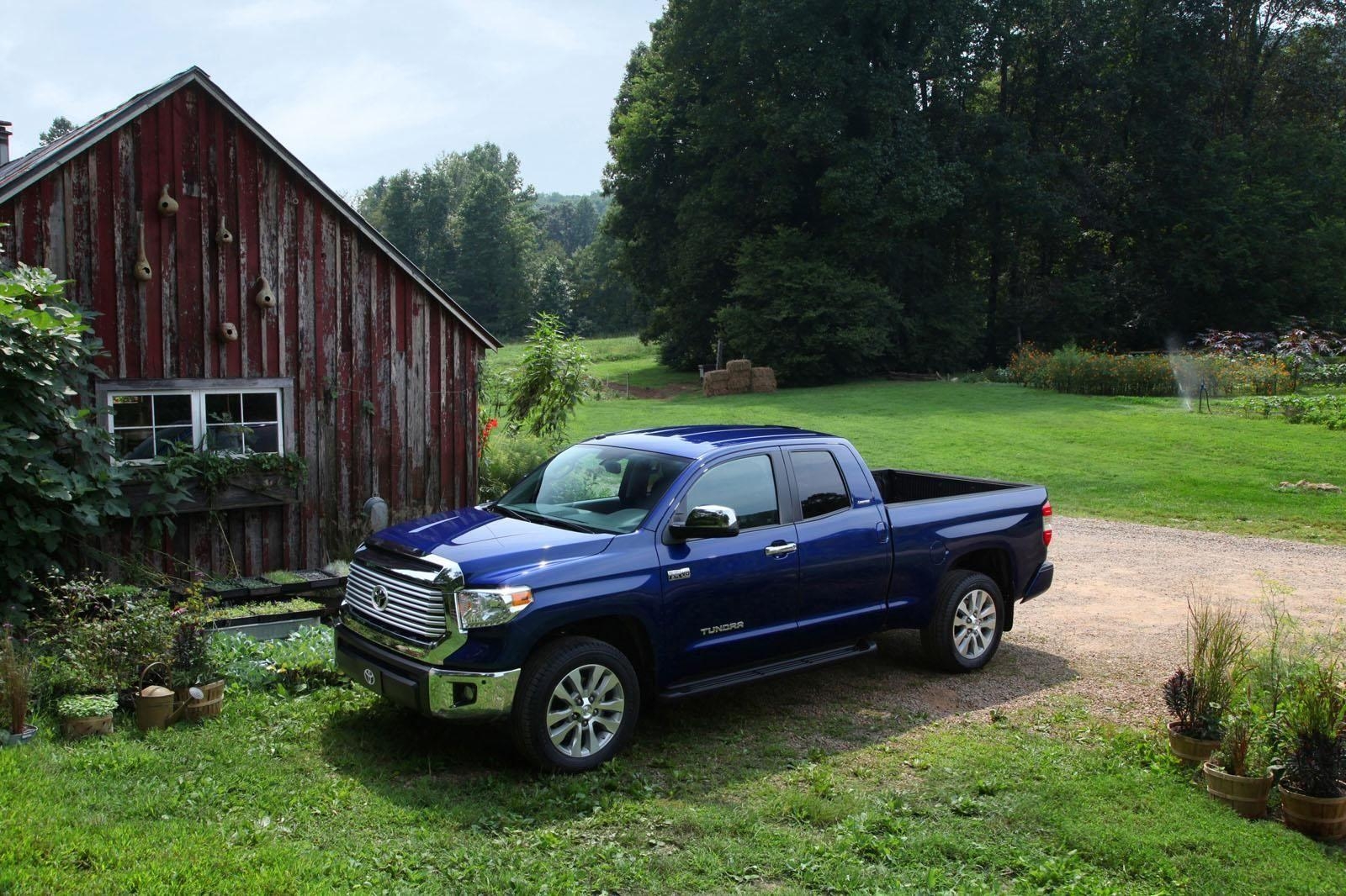 1600x1070 Toyota Tundra 2015 photo 110543 picture at high resolution, Desktop