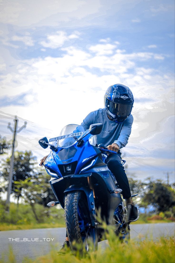 740x1110 Yamaha r15 v4. Bike photohoot, Draw, Phone