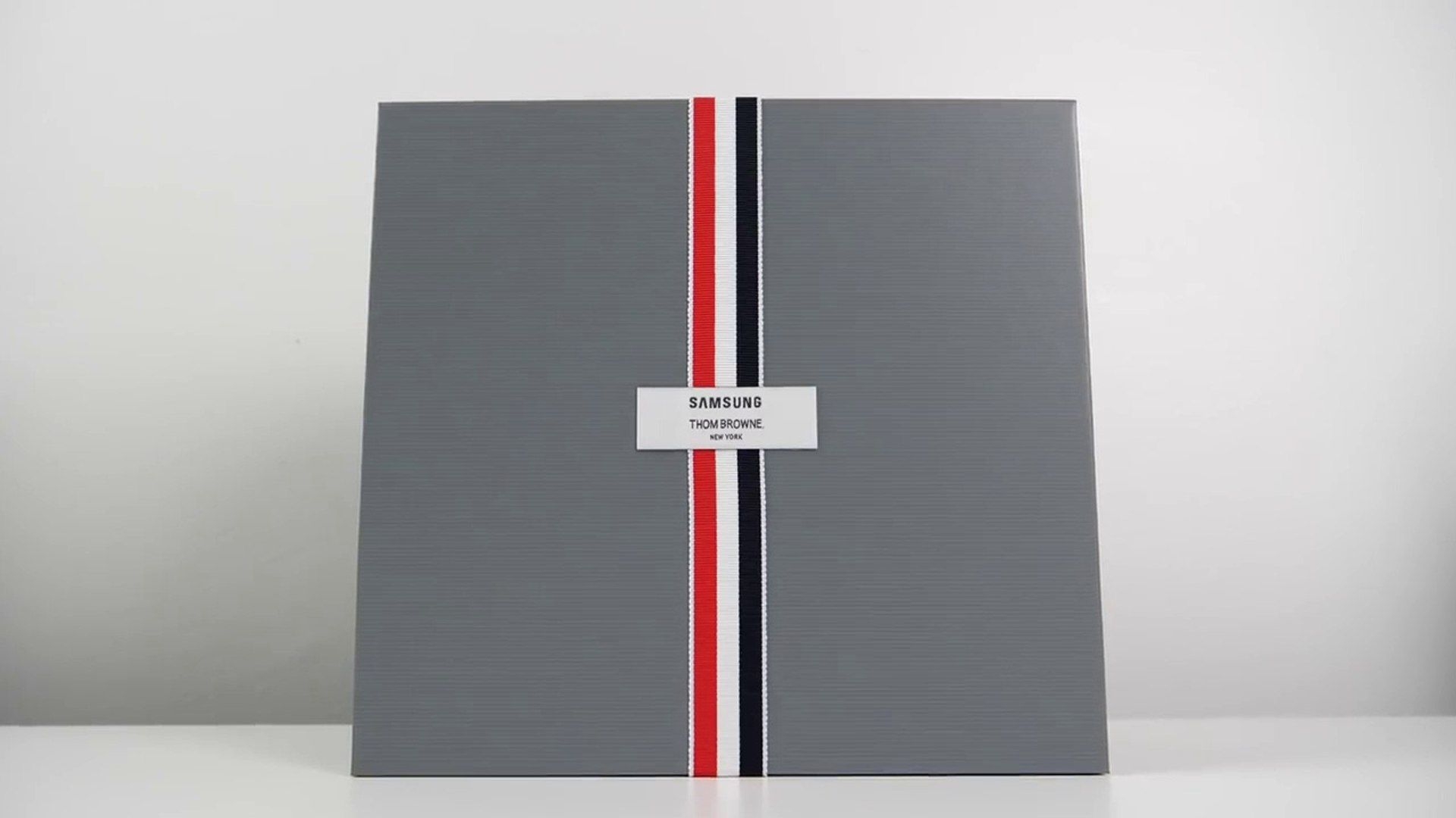 1920x1080 sumsang galaxy z Flip Thom Browne Edition Unboxing - $2480 Foldable Phone Box, Desktop