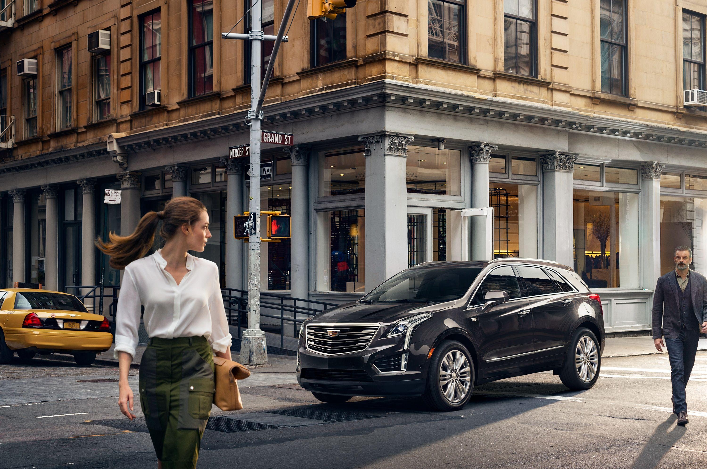 3000x1990 Wallpaper Cadillac XT5 Street Cities Cars Girls download photo, Desktop