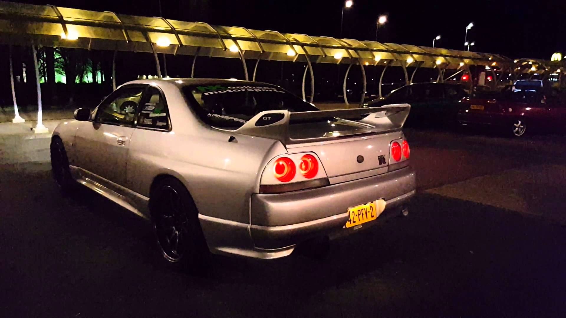 1920x1080 Nissan Skyline R33 GT R Flames, Desktop