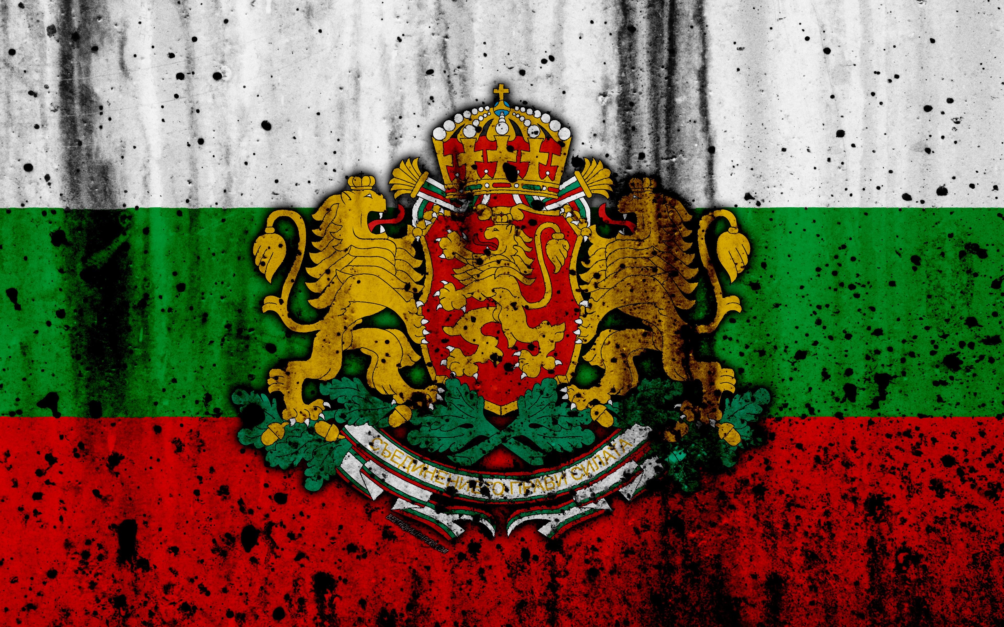 3840x2400 Download wallpaper Bulgarian flag, 4k, grunge, flag of Bulgaria, Desktop