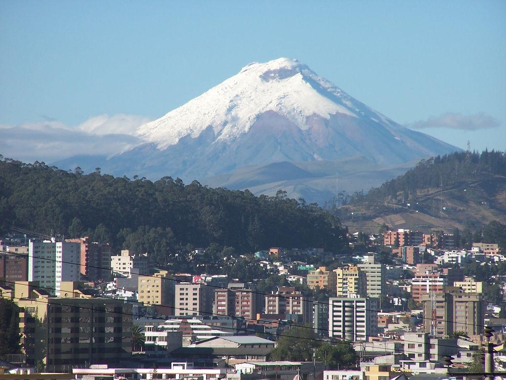 1030x770 quito Desktop Background, Desktop