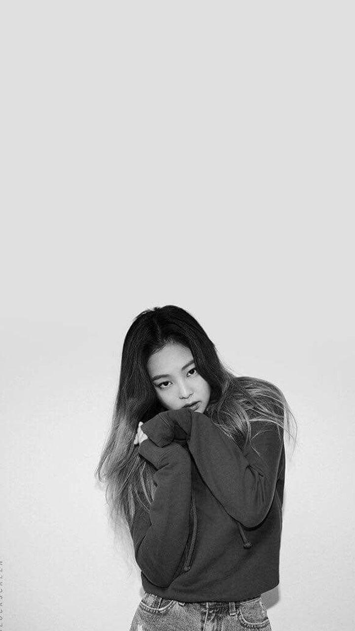 720x1280 Jennie iPhone Wallpaper Free Jennie iPhone Background, Phone