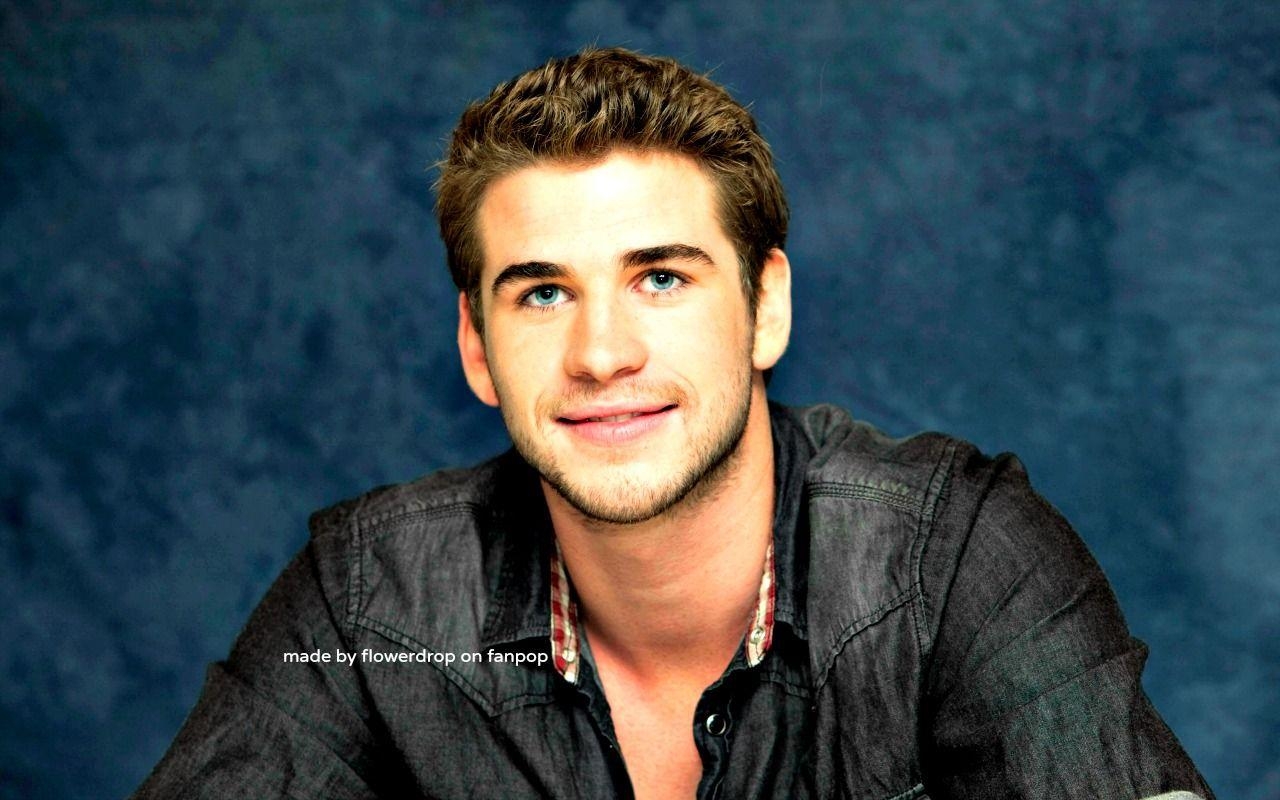 1280x800 Liam Hemsworth HD Wallpaper, Desktop