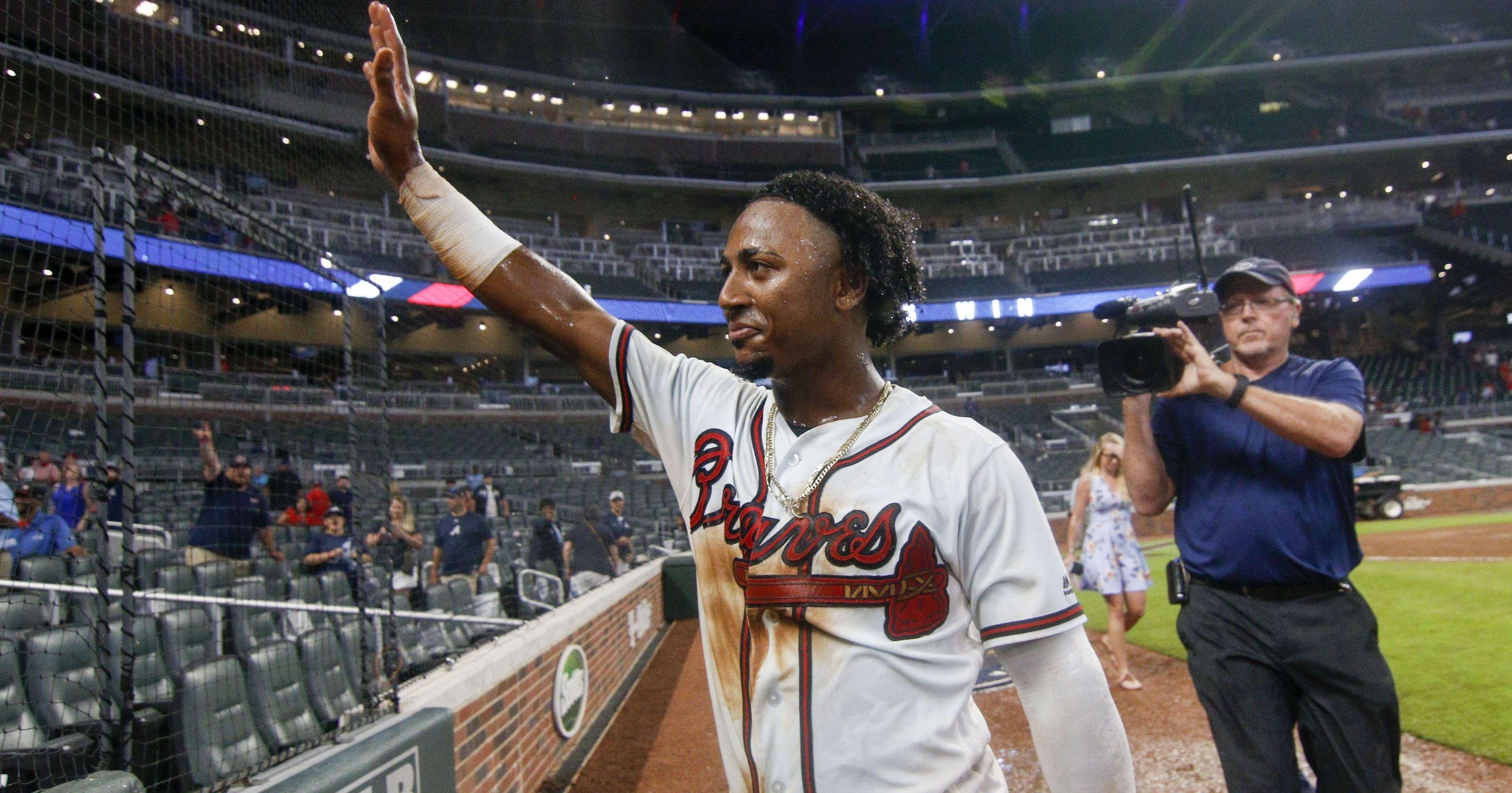 3200x1680 Ozzie Albies Hits Walk Off Homer As Braves Beat Reds, Desktop