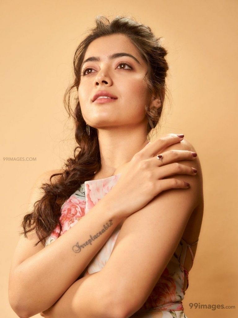 770x1030 Free download [75] Rashmika Mandanna Beautiful HD Photo Mobile Wallpaper [1025x1316] for your Desktop, Mobile & Tablet. Explore Rashmika Samsung Mobile Wallpaper. Rashmika Samsung Mobile Wallpaper, Samsung Mobile Wallpaper, Phone