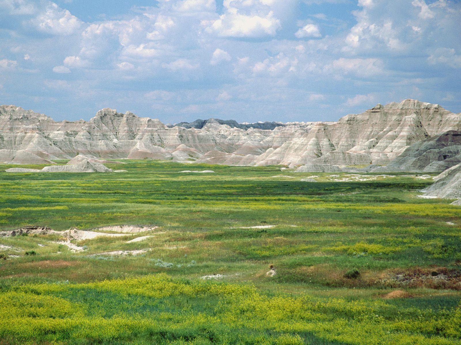 1600x1200 Badlands National Park, South Dakota, Desktop