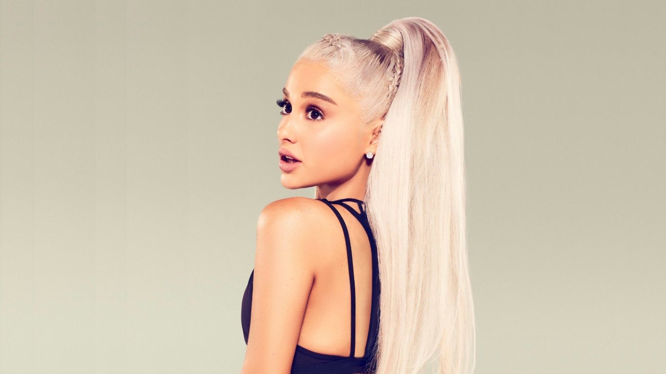 1370x770 Download Celebrity, singer, Ariana Grande wallpaper, 1366x Tablet, laptop, Desktop