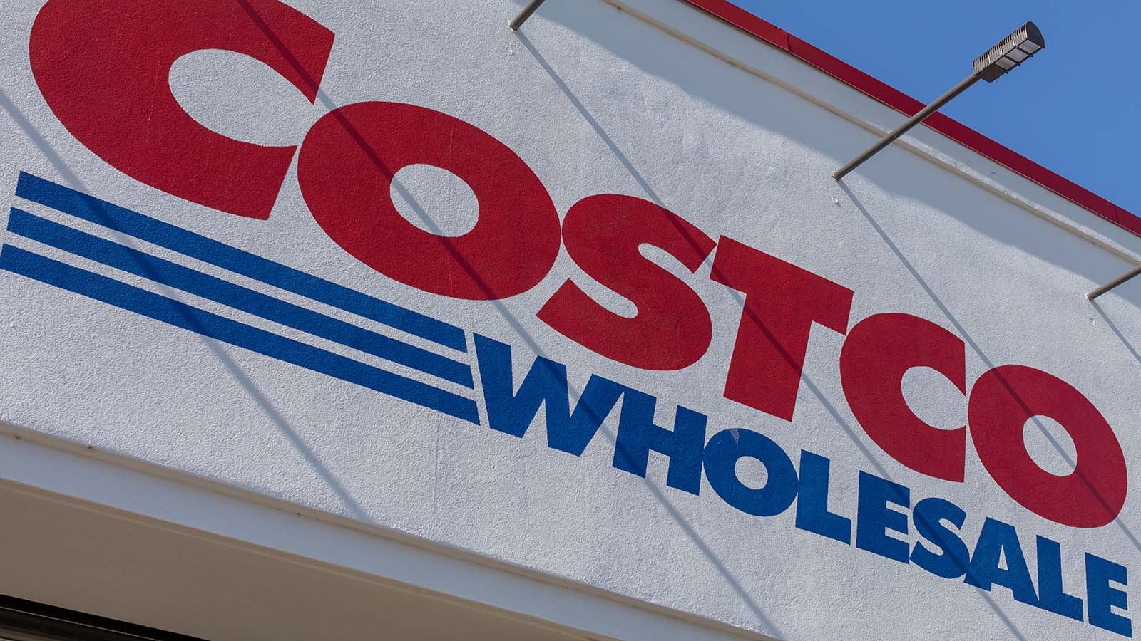 1600x900 Is COST Stock a Buy After Earnings? 3 Analysts Weigh In on Costco, Desktop