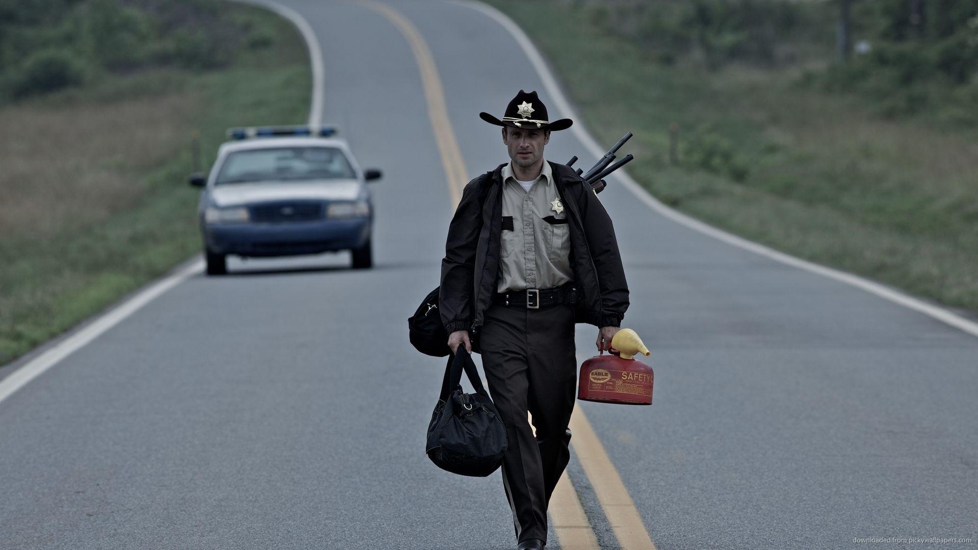 1920x1080 Download  The Walking Dead Sheriff Walking On The Road, Desktop