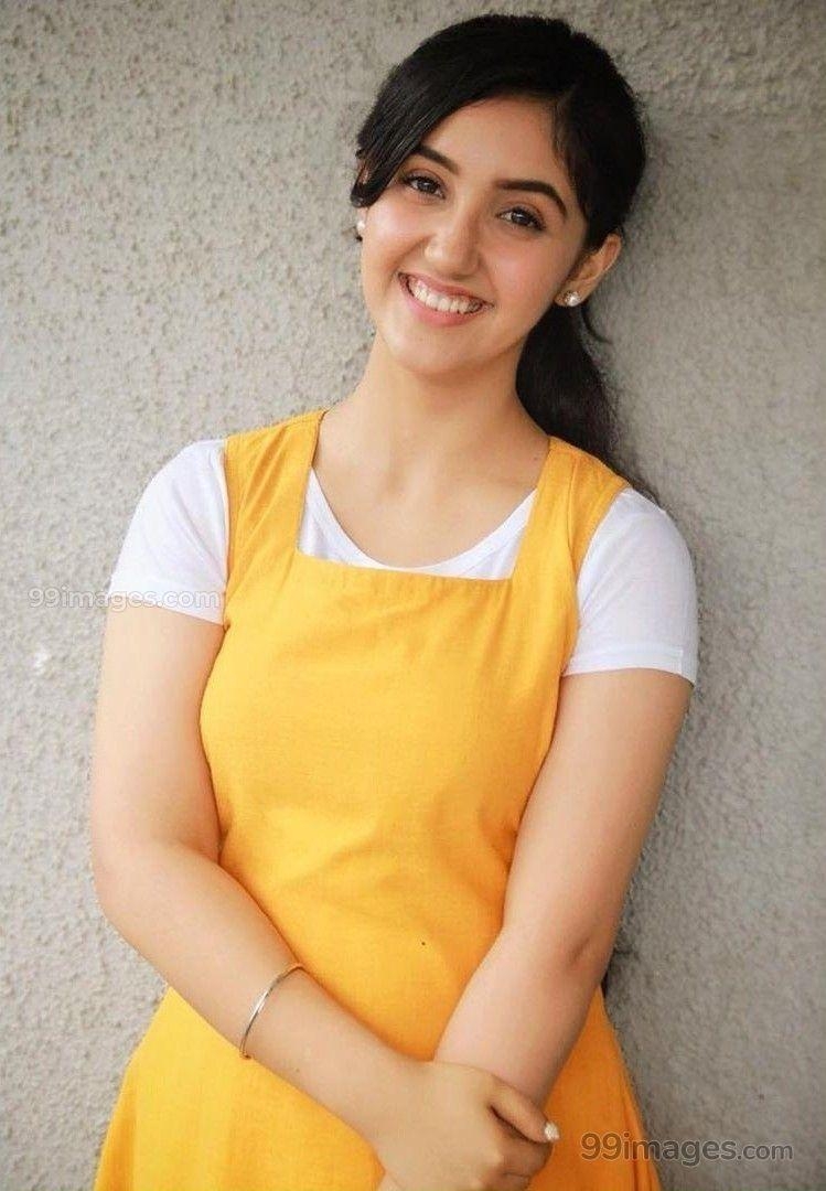 750x1080 Ashnoor Kaur Beautiful HD Photo & Mobile Wallpaper HD, Phone