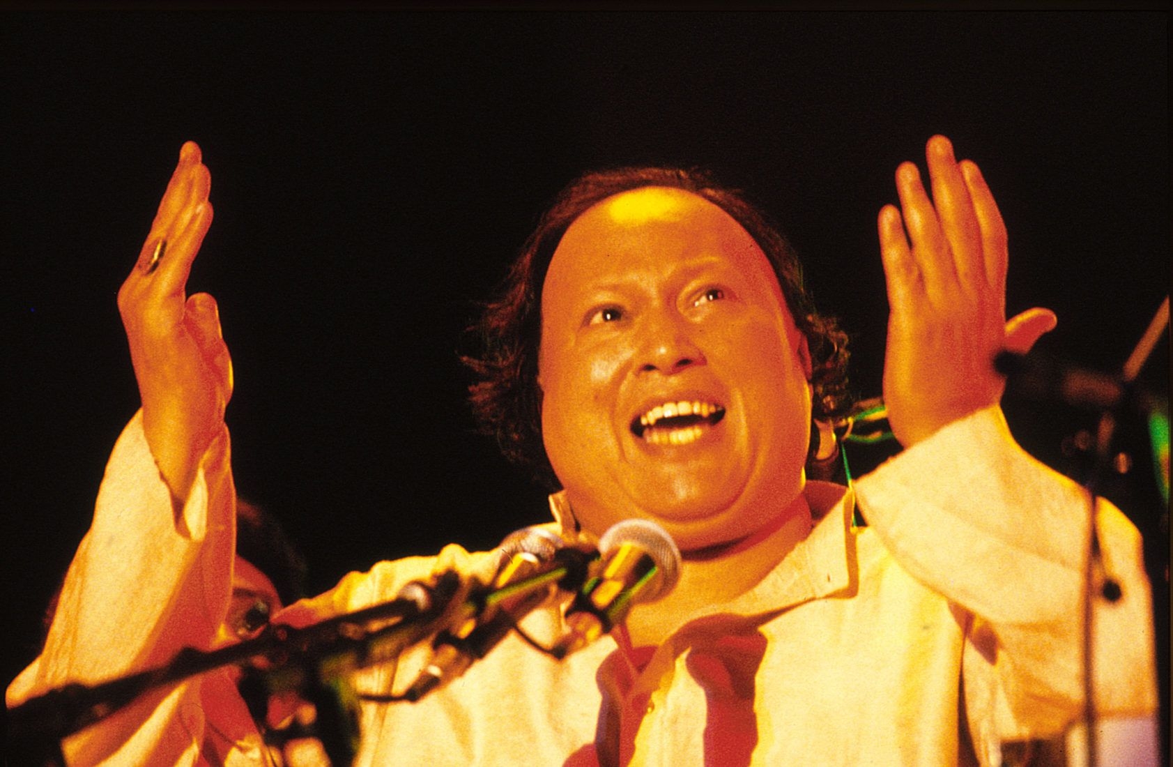 1690x1100 Nusrat Fateh Ali Khan World Records, Desktop