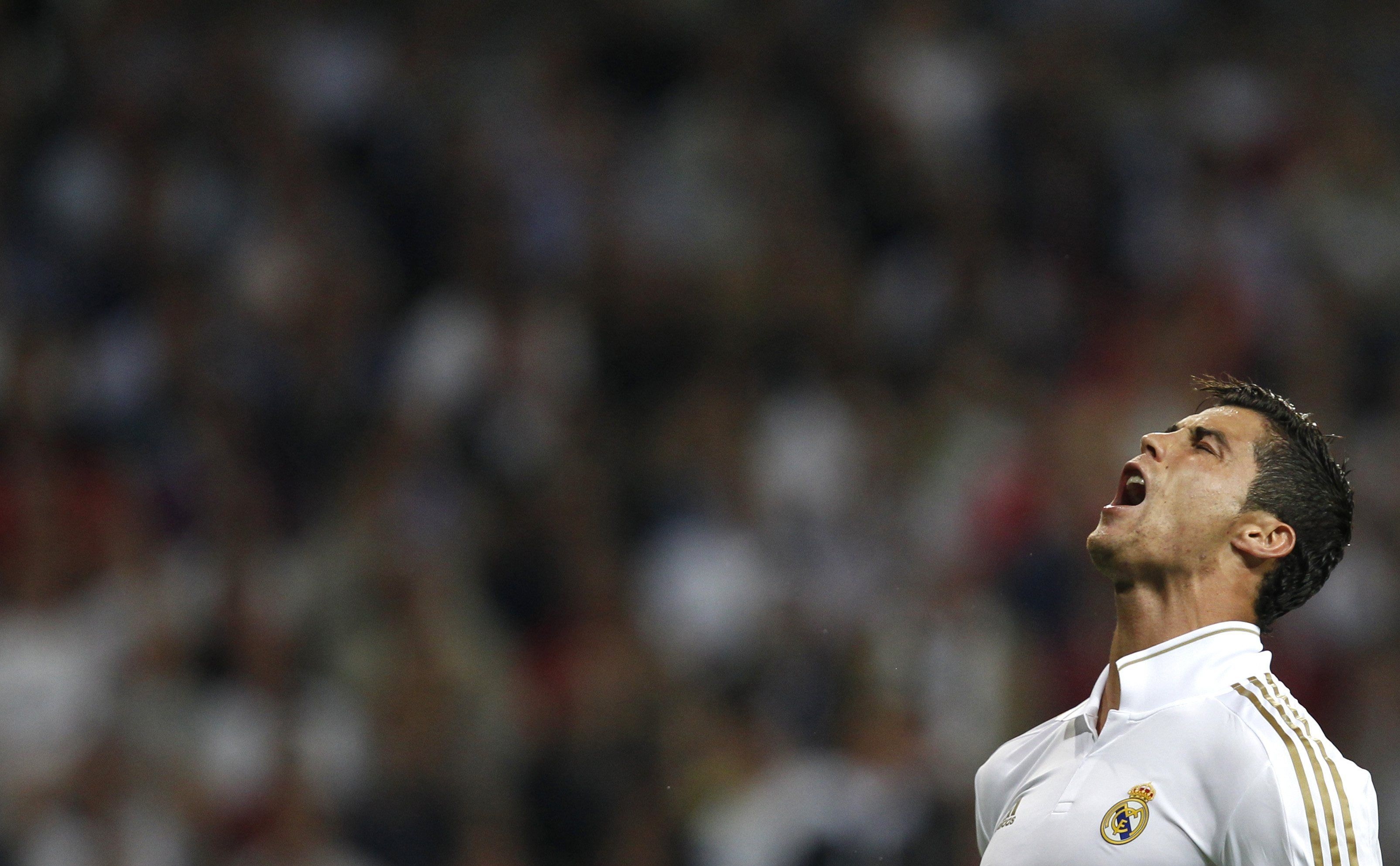 3210x1990 Download Cristiano Ronaldo HD Wallpaper For PC GTY. Pretty, Desktop