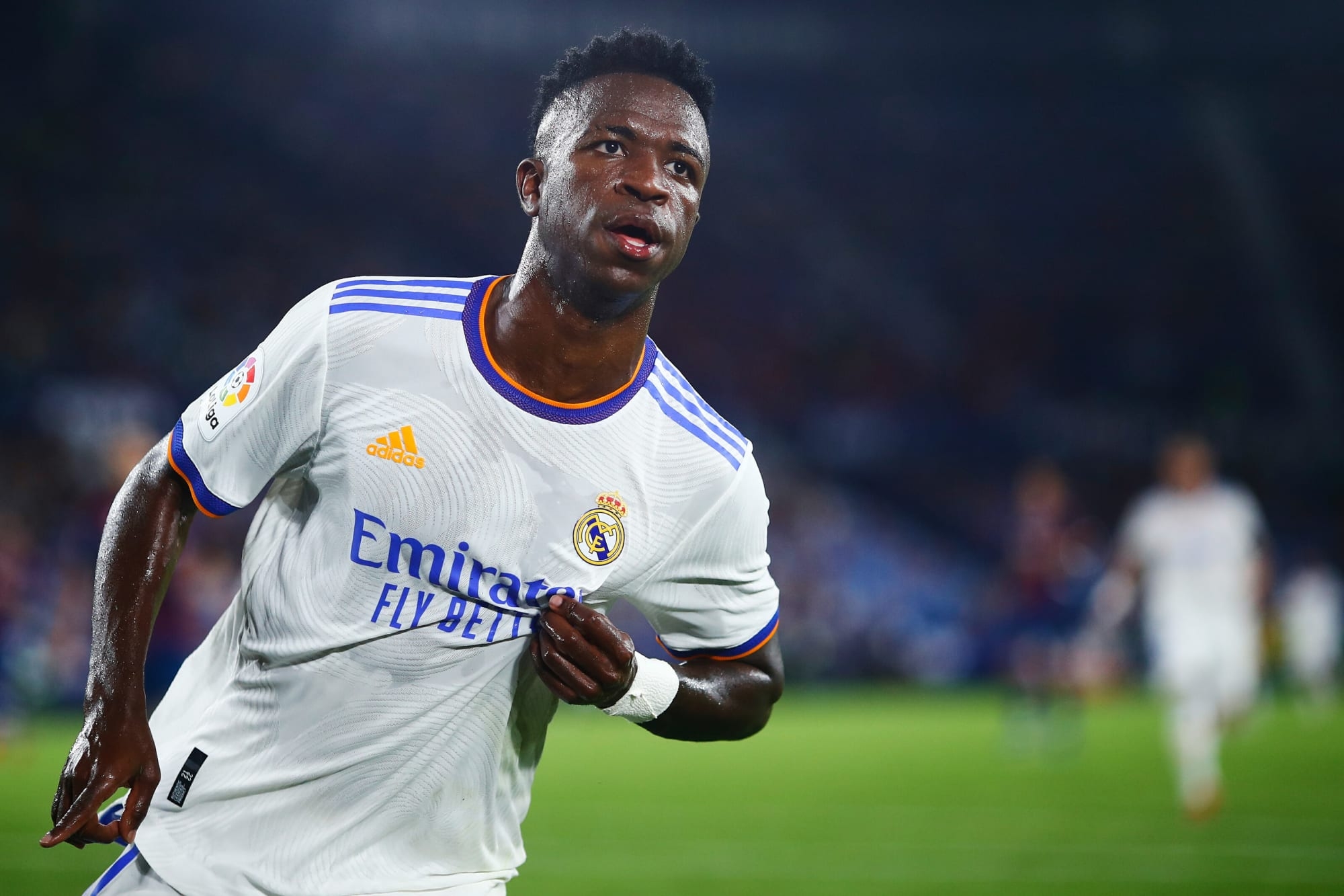 2000x1340 Real Madrid Player Ratings vs. Levante: Vinicius the hero in thrilling draw, Desktop