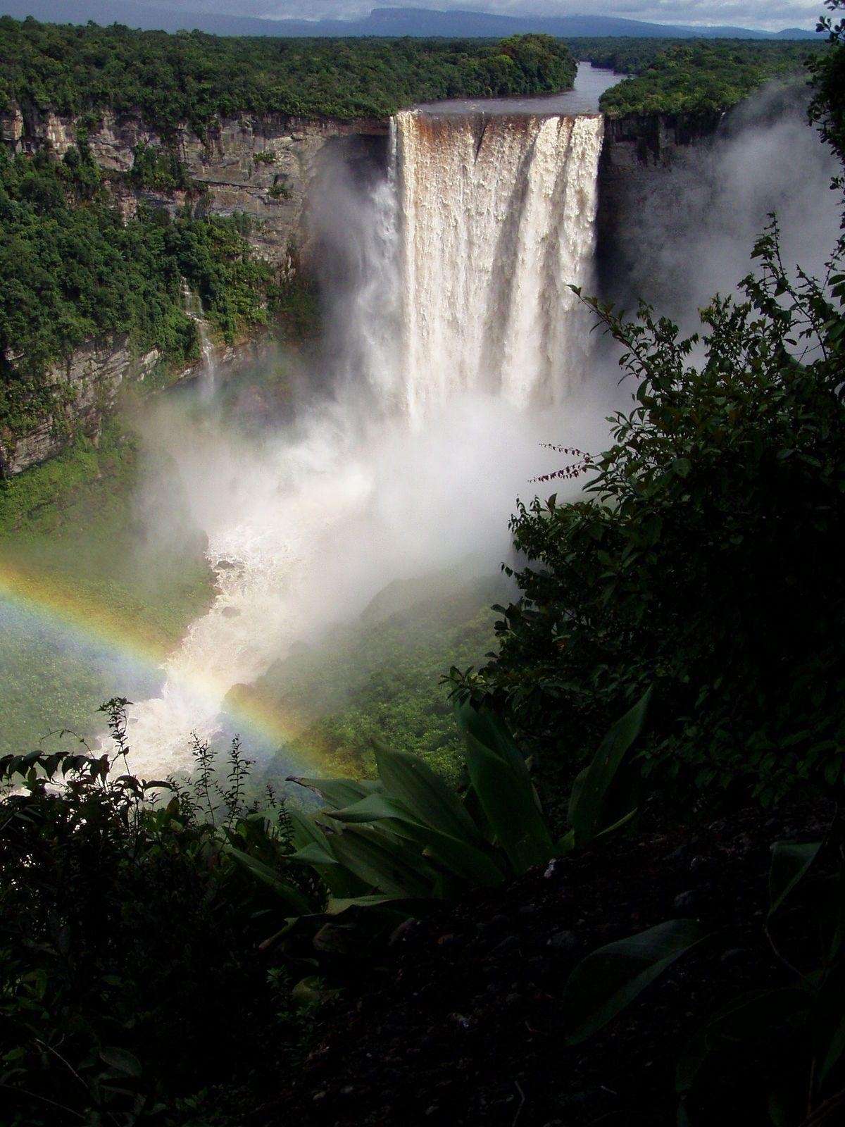 1200x1600 Kaieteur Falls, Phone